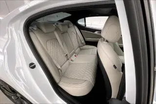 Genesis G70 2023 3.3T Estándar 4p Sedán