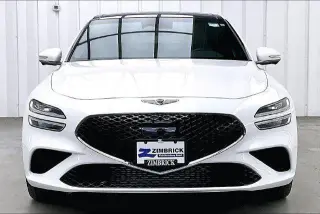 Genesis G70 2023 3.3T Estándar 4p Sedán