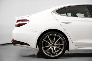 Genesis G70 2026 2.5T Estándar 4p Sedan