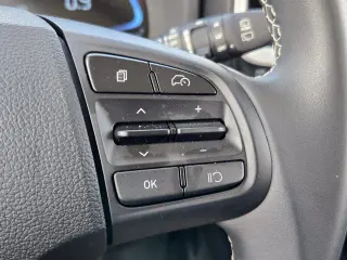Hyundai VENUE 2025 Limited 4p Crossover