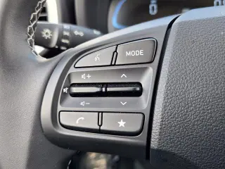 Hyundai VENUE 2025 Limited 4p Crossover