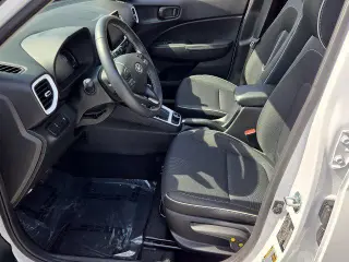 Hyundai VENUE 2025 Limited 4p Crossover