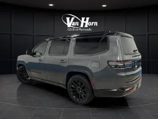 2022 Jeep Grand Wagoneer