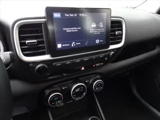 Hyundai VENUE 2022 SEL 4p Crossover