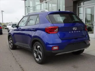 Hyundai VENUE 2022 SEL 4p Crossover