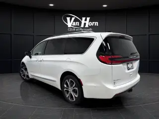2025 Chrysler Pacifica