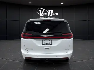 2025 Chrysler Pacifica