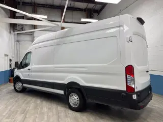 2025 Ford Transit-250