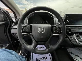 Honda Odyssey 2025 Touring 4p Mini-Van