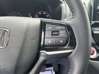 Honda Odyssey 2025 Touring 4p Mini-Van
