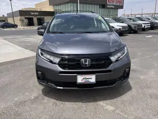 Honda Odyssey 2025 Touring 4p Mini-Van