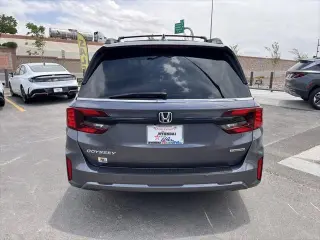 Honda Odyssey 2025 Touring 4p Mini-Van