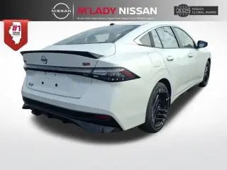 Nissan Sentra 2026 SR 4dr Sedán
