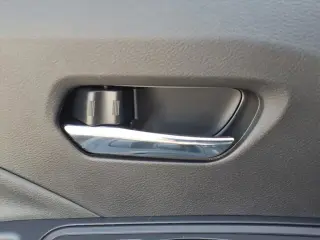 Nissan Versa 2025 SV 4dr Sedán