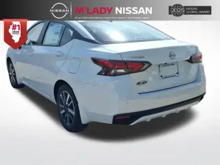 Nissan Versa 2025 SV 4dr Sedán