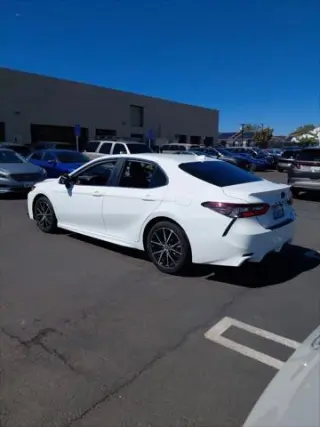 Toyota Camry 2024 SE 4p Sedan