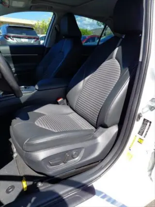Toyota Camry 2024 SE 4p Sedan