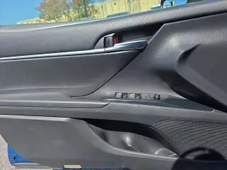 Toyota Camry 2019 LE 4dr Sedán
