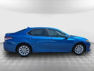 Toyota Camry 2019 LE 4dr Sedán