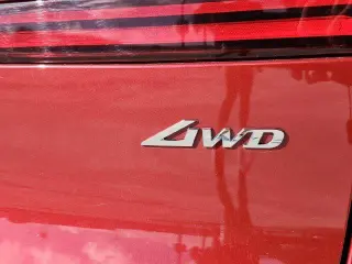 Genesis GV70 2025 AWD 2.5T Standard 4dr SUV