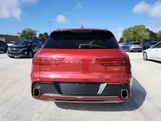 Genesis GV70 2025 AWD 2.5T Standard 4dr SUV