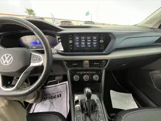 Volkswagen Taos 2023 SE 4p SUV
