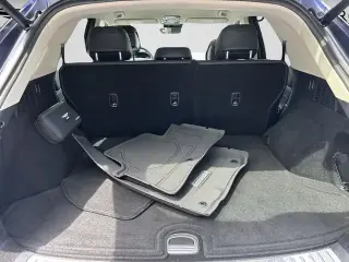 Genesis GV70 2025 AWD 2.5T Estándar 4p SUV