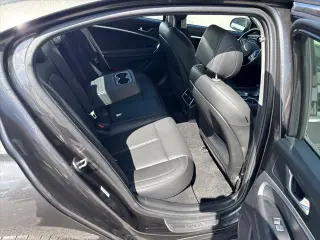 Genesis G70 2026 2.5T Standard 4dr Sedán