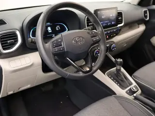 Hyundai VENUE 2026 SEL 4dr Crossover con techo bicolor