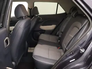 Hyundai VENUE 2026 SEL 4dr Crossover con techo bicolor