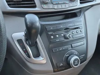 Honda Odyssey 2013 LX 4dr Mini-Van