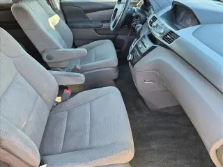 Honda Odyssey 2013 LX 4dr Mini-Van