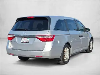 Honda Odyssey 2013 LX 4dr Mini-Van