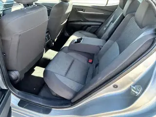 Toyota Camry 2025 LE 4p Sedan
