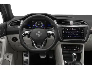 Volkswagen Tiguan 2024 4Motion SE R-Line Negro AWD 4p SUV
