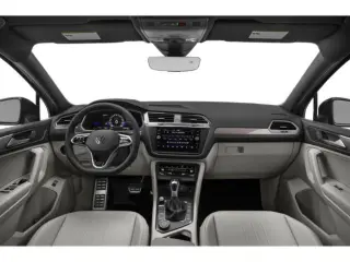 Volkswagen Tiguan 2024 4Motion SE R-Line Negro AWD 4p SUV