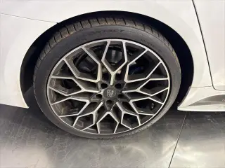 Serie 5 BMW 2019 Traccion Total M550i xDrive Sedán 4p