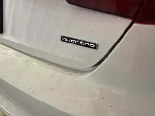 Audi A4 2024 AWD quattro S line Premium Plus 45 TFSI 4p Sedan