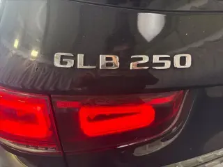 Mercedes-Benz GLB 2021 GLB 250 4dr SUV