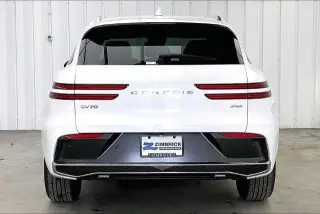 Genesis GV70 2026 AWD 2.5T Select 4dr SUV
