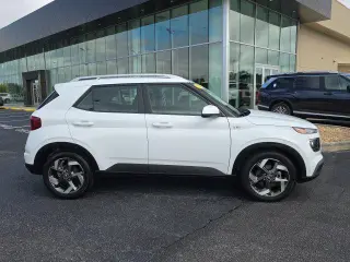 Hyundai VENUE 2022 SEL 4puertas Crossover