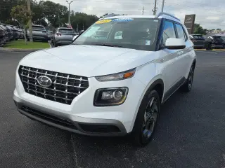 Hyundai VENUE 2022 SEL 4puertas Crossover