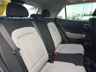 Hyundai VENUE 2022 SEL 4puertas Crossover