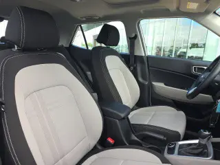 Hyundai VENUE 2022 SEL 4puertas Crossover