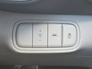 Hyundai VENUE 2022 SEL 4puertas Crossover