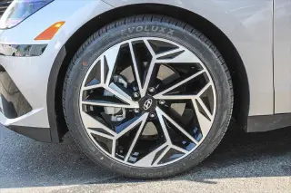 Hyundai IONIQ 6 2023 AWD SEL 4p Sedan