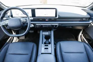 Hyundai IONIQ 6 2025 SEL 4p Sedana