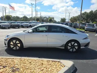 Hyundai IONIQ 6 2024 SE 4p Sedano