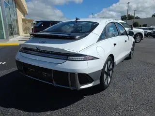 Hyundai IONIQ 6 2024 SE 4p Sedano