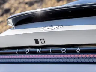 Hyundai IONIQ 6 2024 SE 4dr Sedán